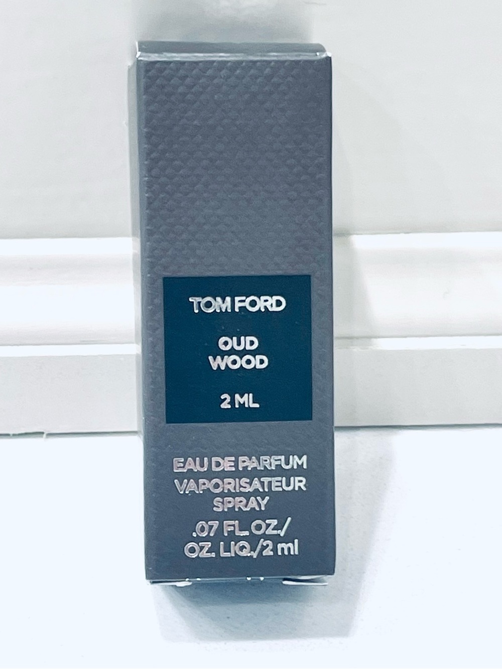 NEW! Tom Ford Oud Wood EDP mini NIB - Picture 3 of 4